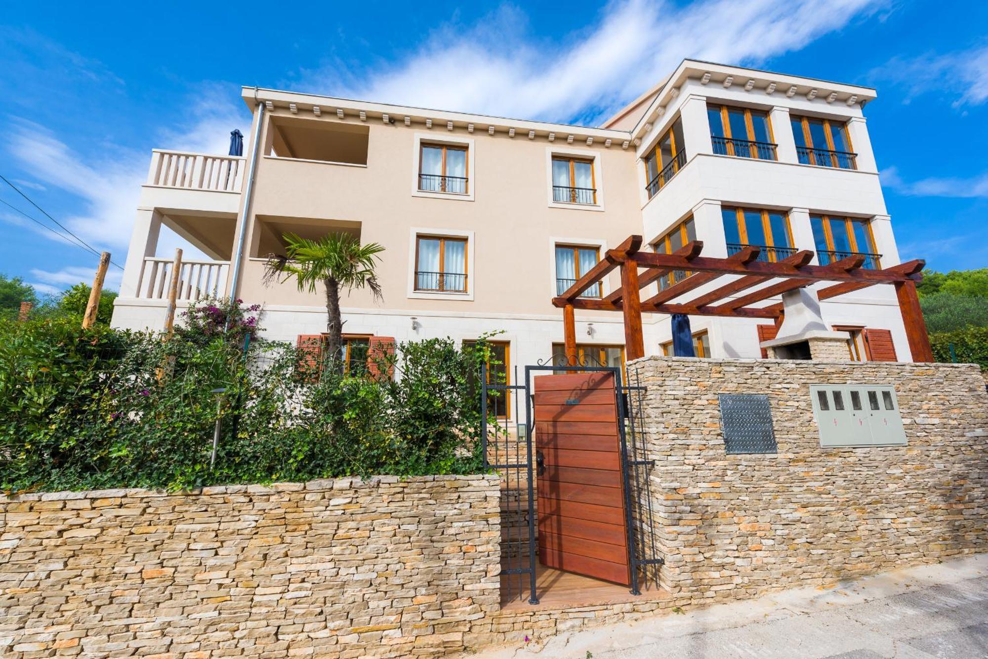 Apartments - Villa Ana Milna  Exterior foto